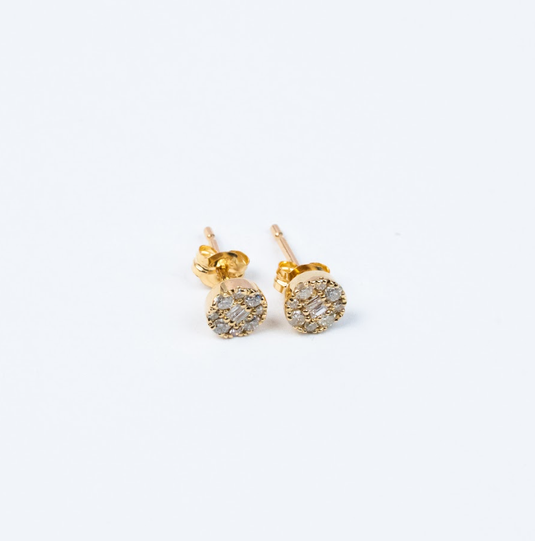 YG Classic Round Cluster Diamond Studs (DT_010)